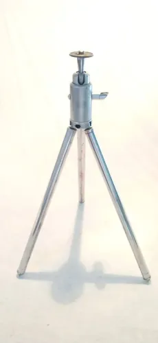 Tripé Leitz antigo em metal anos 40 perfeitas condições