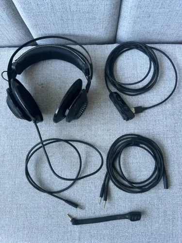 Headset Gamer Hyperx Cloud Revolver 7.1 usado - Ler descrição