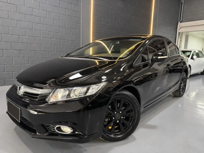 Honda Civic Sedan LXR 2.0 Flexone 16V Aut. 4P 2014