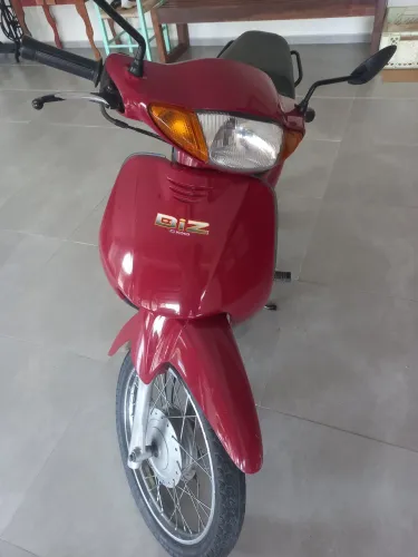 BIZ 100 es 2002 com manual.