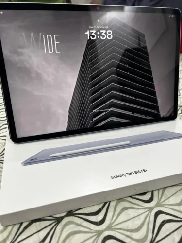 Tablet - Samsung Galaxy Tab S10 FE+ (Plus) 13.1 polegadas