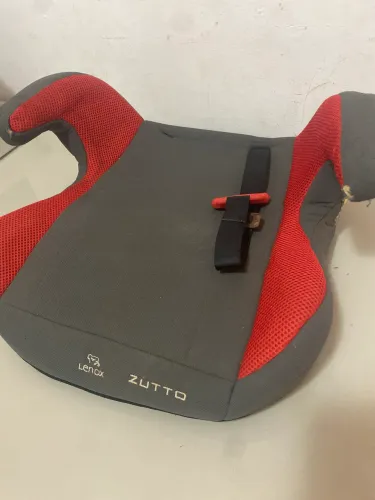 Assento de elevação infantil para carro