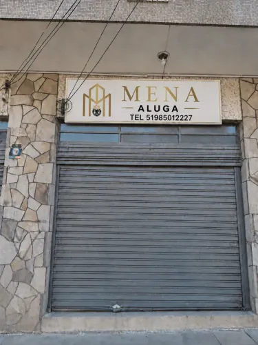 Imóvel para aluguel loja de frente Av. Benjamin Constant em São João - Porto Alegre - RS