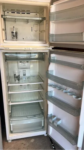 Geladeira frios free