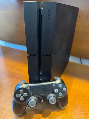 PS4 Fat desbloqueado 12.52 500GB com vários jogos