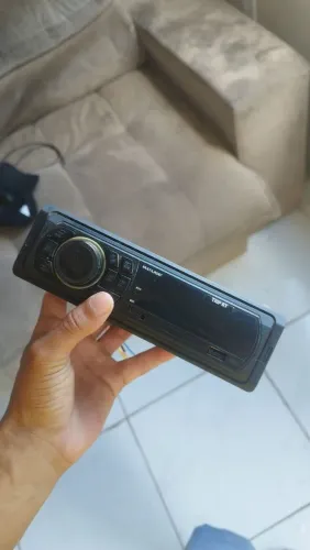 RÁDIO AUTOMOTIVO COM ACESSÓRIOS ( TUDO VAI POR 100$ )