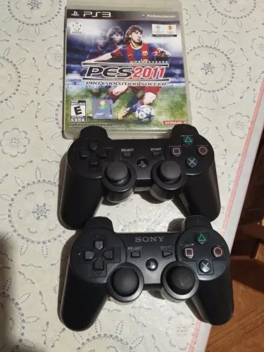 Controles PS3 com um jogo PES 2011