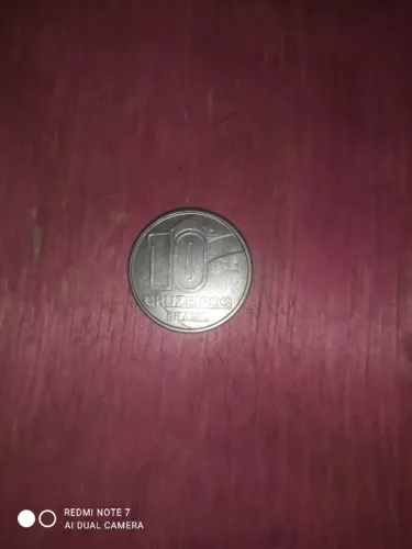 Moeda de 10 cruzeiro 1990 em perfeito estado 