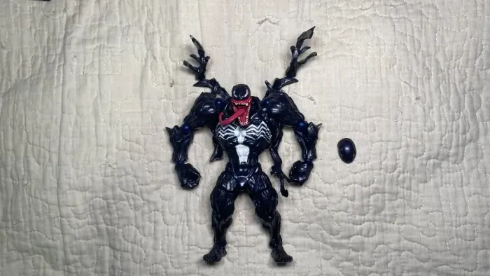 Boneco venom revoltech bootleg marvel spider verse homem aranha spiderman