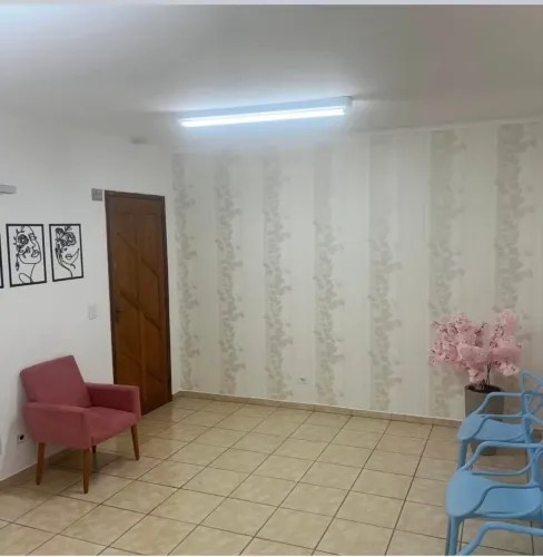 Espaço em sala comercial para nail  designer