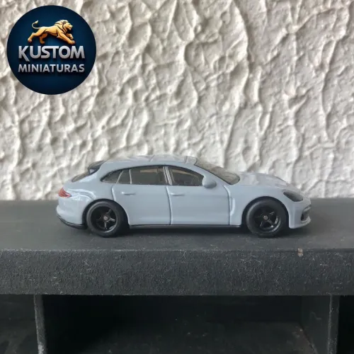 Hot Wheels Porsche Panamera