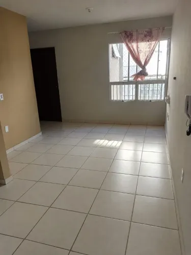 Alugo Apartamento térreo 2 qts R$ 1000,00