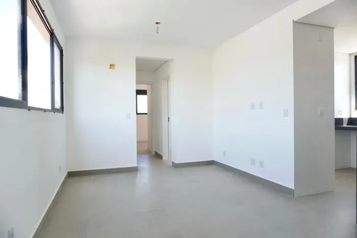 Apartamento à Venda - Calafate, 2 Quartos, 64 m2