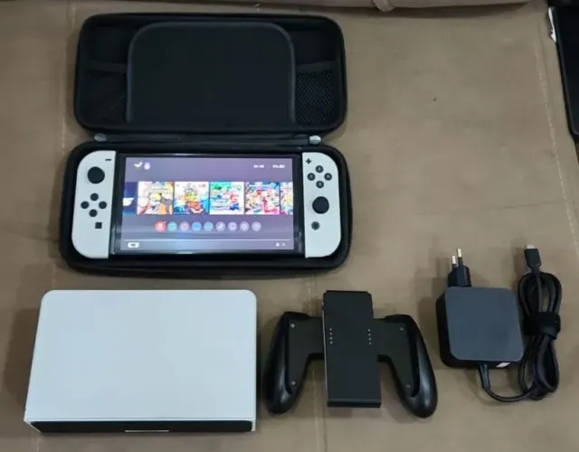 Nintendo Switch OLED Desbloqueado Oportunidade