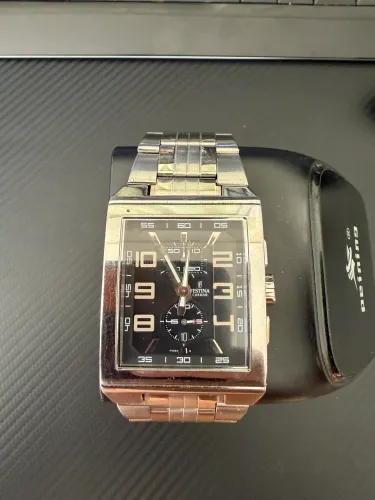 *FESTINA CHRONO SQUARE* ?