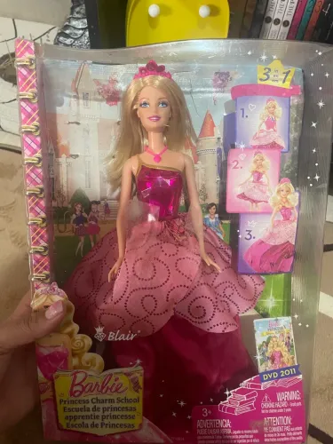 Barbie Escola de Princesas em excelente estado