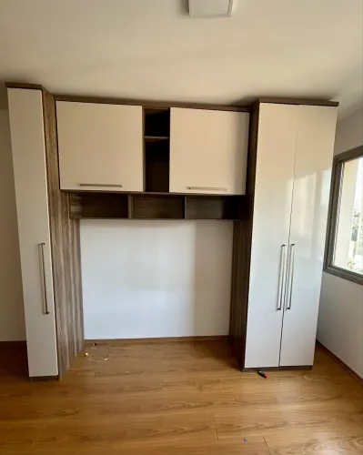 Vendo Guarda-roupa