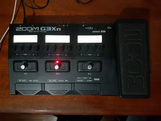 Pedaleira Zoom G3xn