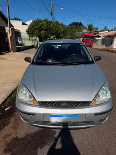 Ford Focus 1.6 S/se/se Plus Flex 8v/16v 5P 2005