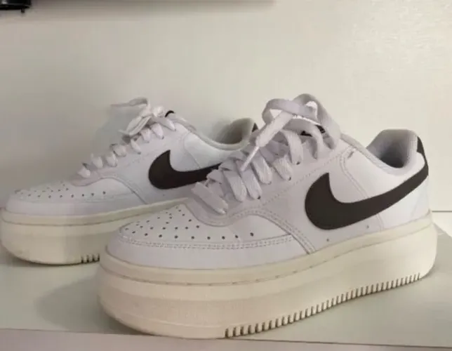 Tênis Nike Court Vision Alta