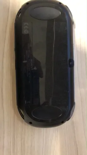 PS Vita (sem carregador) 