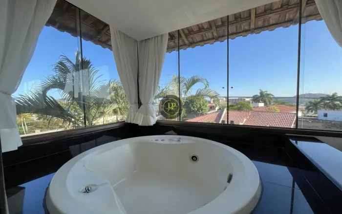 CASA DE ALTO PADRÃO NA ILHA DO BOI | 4 QUARTOS, 2 SUÍTES, PISCINA E VISTA PARA O MAR