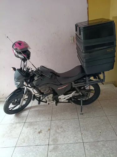 Vendo baú 144 litros + suporte universal 