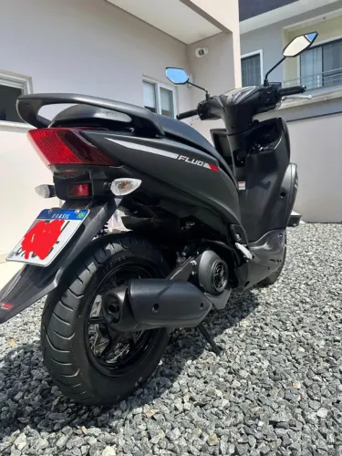 YAMAHA FLUO 125 ABS 2025 ÚNICA DONA APENAS 3.781 KM