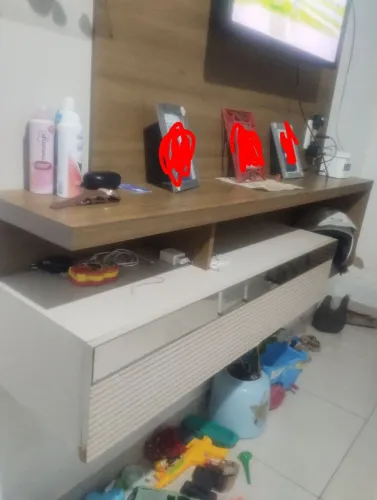 Vendo um Painel grande.