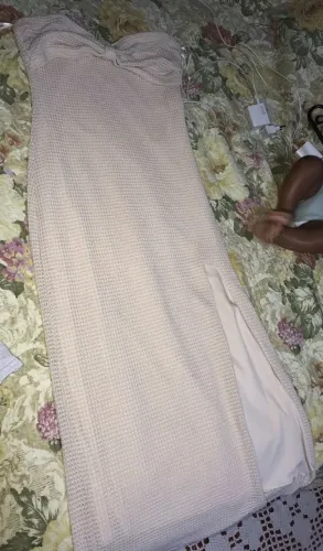 Vestido midi tomara que caia