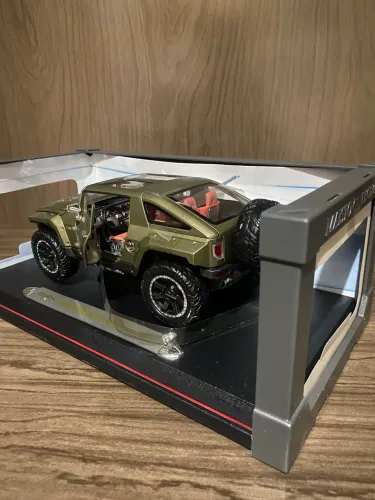 Carrinhos escala 1/18