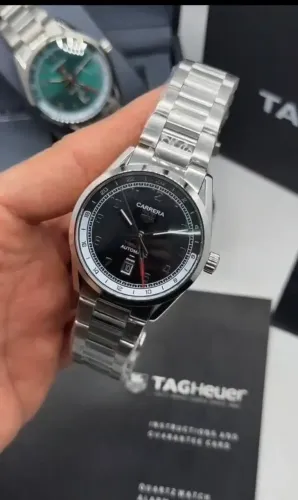 Relógio Estilo TAG Hever Carrera Date Twin-Time 41mm