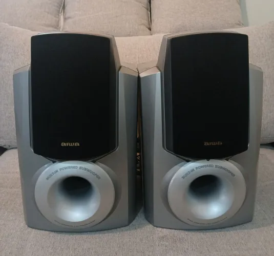 Par de Caixas de Som Aiwa SX-WNF959YL com Subwoofer