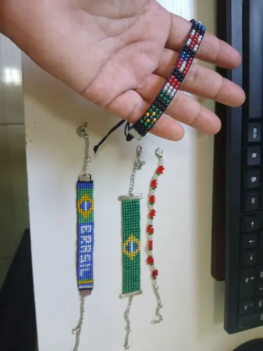 Puseiras diversas 