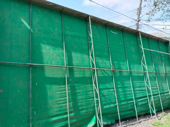 Vendo toldo medida 5,60 por 2, 60