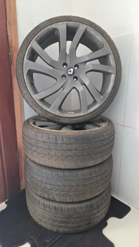 RODAS VOLCANO LUXOR 20