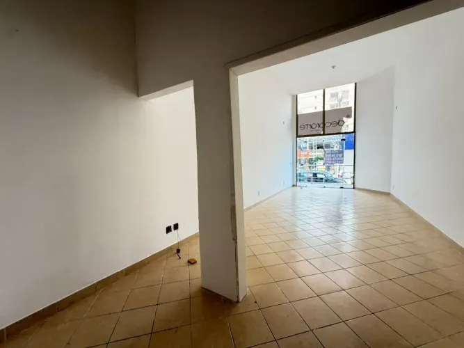 Imóvel para venda possui 58 metros quadrados em Centro - Guarapari - ES
