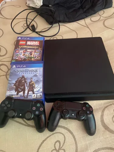Vendo PlayStation 4 faço rolo tmb 
