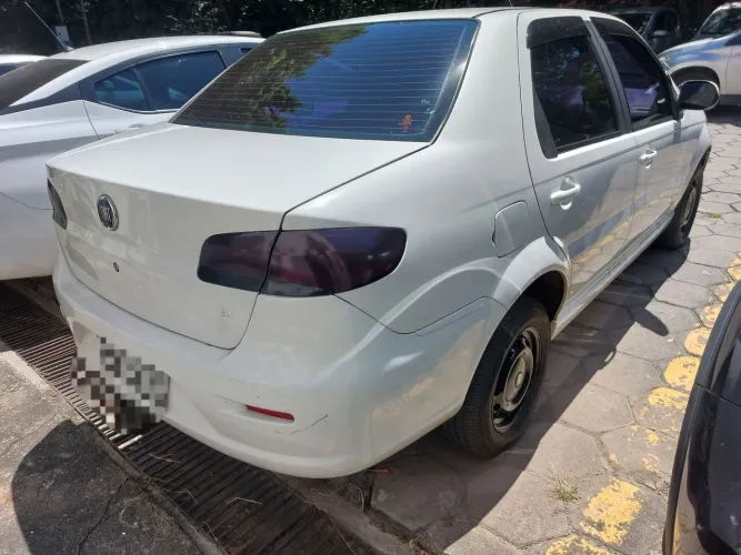 Fiat Siena EL 1.0 MPI Fire Flex 8V 4P 2014