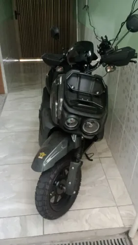 Moto tank