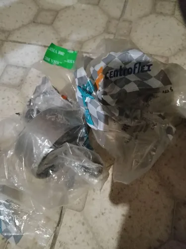 Par de buchas da bandeja traseira ix35