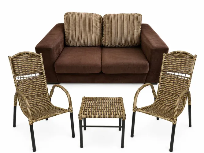 Conjunto de sofá e cadeiras com centro
