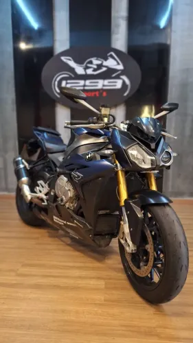 BMW S1000 R