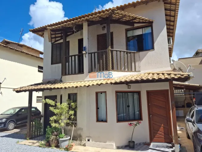 Casa em condomínio no porcelanato no Jardim Mariléa