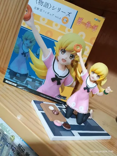 Figure Oshino Shinobu - Monogatari - Donuts