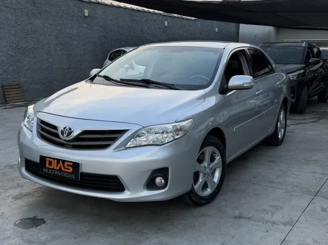 Toyota Corolla XEI 2.0 Flex 16V Aut. 2013