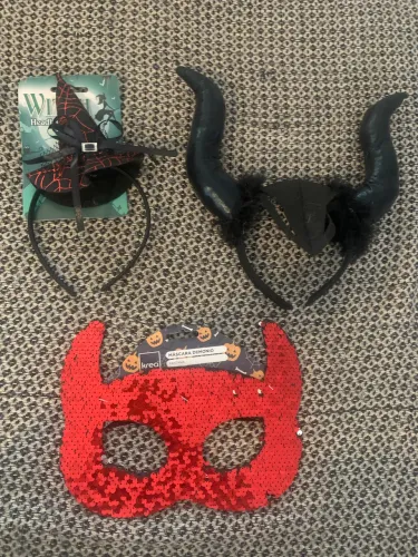 Kit Halloween - Tiara de Bruxa + Chifres de Demônio + Máscara Vermelha