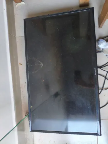 TV estragada a tela
