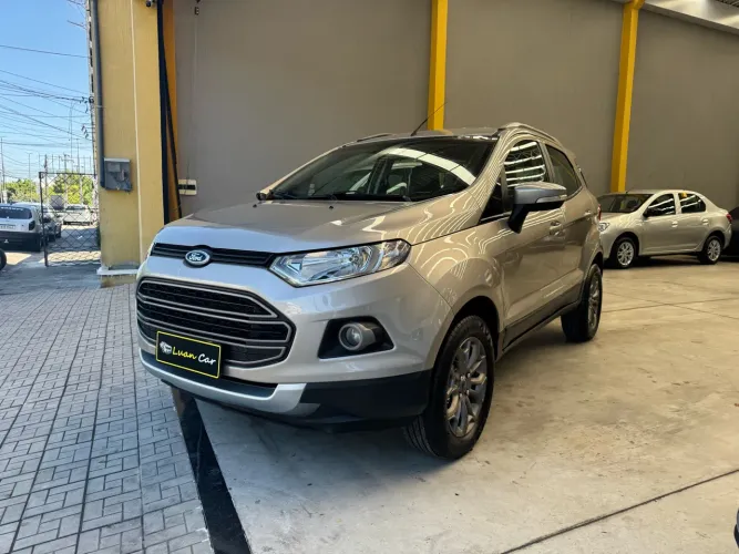 Ford Ecosport Freestyle 1.6 16V Flex 5P 2015
