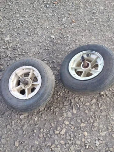 Par de mini rodas